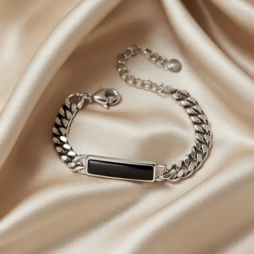 This sleek and modern bracelet radiates minimalist charm